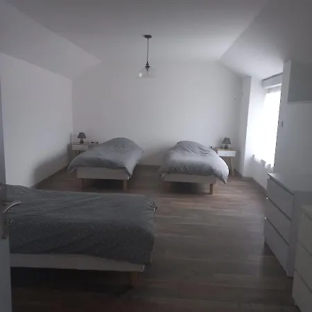 Holiday home Le Chant Des Oiseaux Pouant